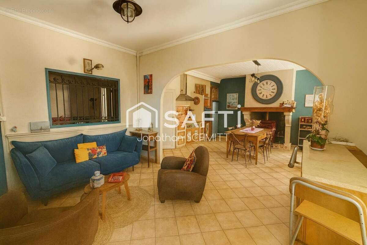 Photo 2 - Maison à LAVALETTE