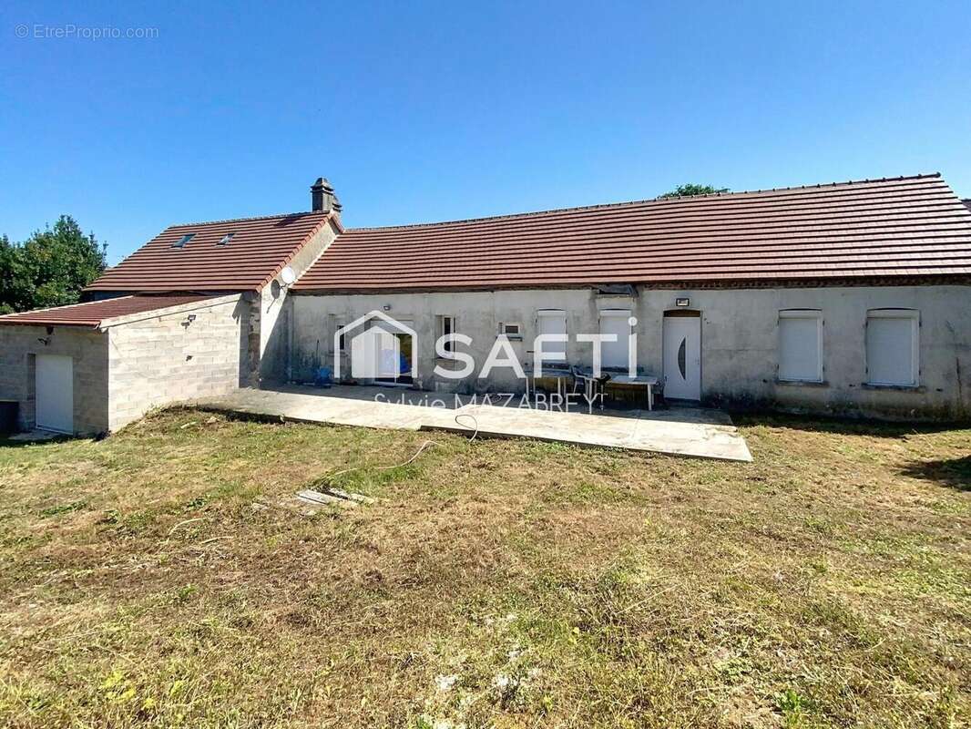 Photo 2 - Maison à BRAY-SUR-SEINE