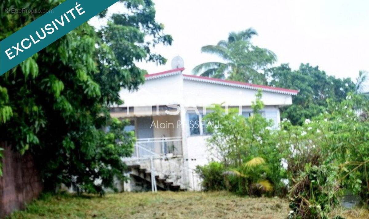 Photo 1 - Maison à SAINT-BENOIT