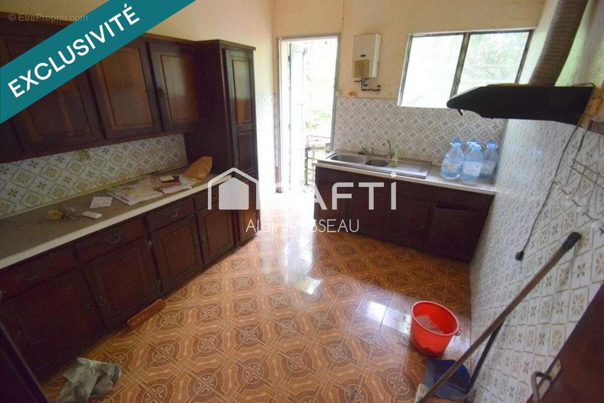 Photo 2 - Maison à SAINT-BENOIT