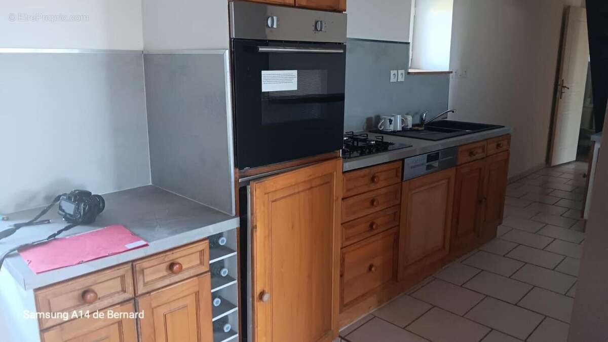 Photo 2 - Maison à SAINT-CARADEC