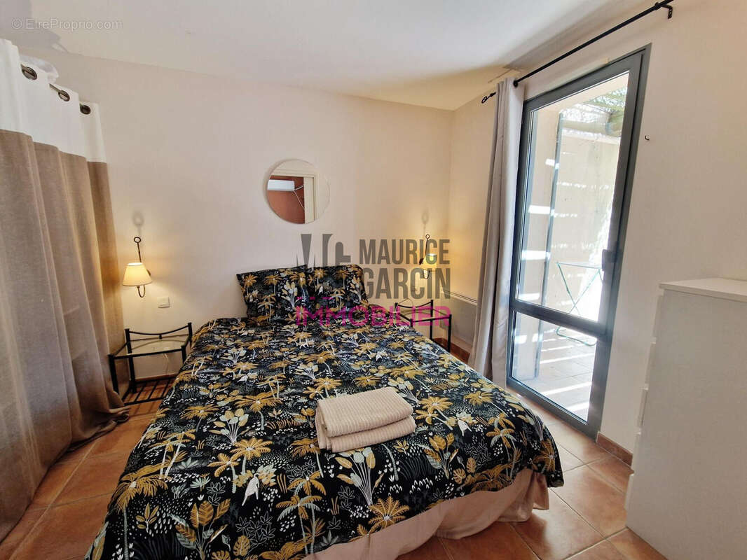 Appartement à SAUMANE-DE-VAUCLUSE