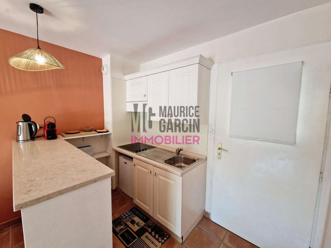 Appartement à SAUMANE-DE-VAUCLUSE