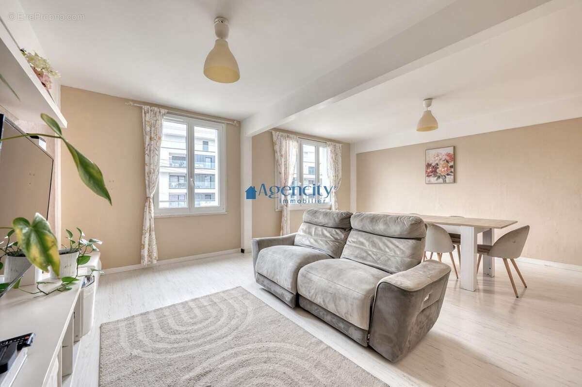 Appartement à NOISY-LE-GRAND