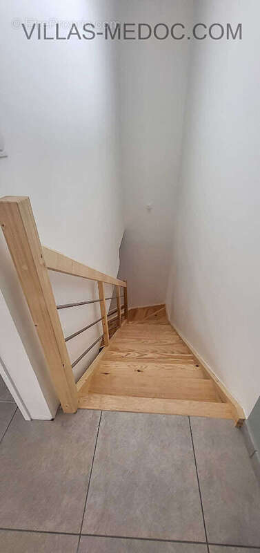 Appartement à VENDAYS-MONTALIVET