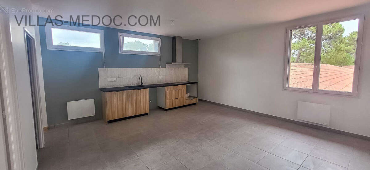 Appartement à VENDAYS-MONTALIVET