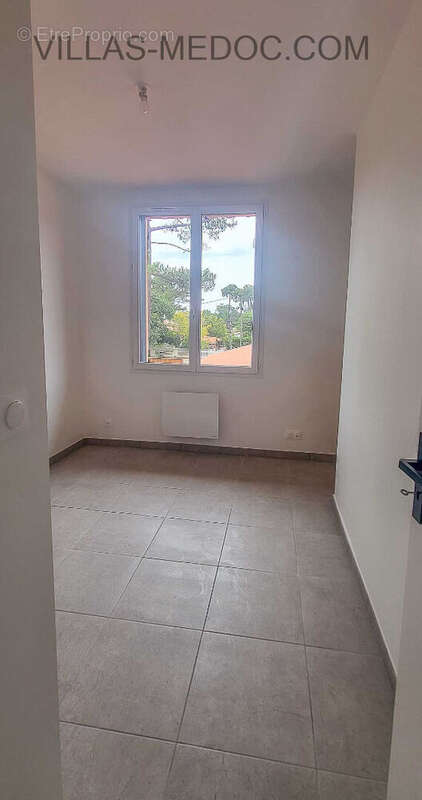 Appartement à VENDAYS-MONTALIVET