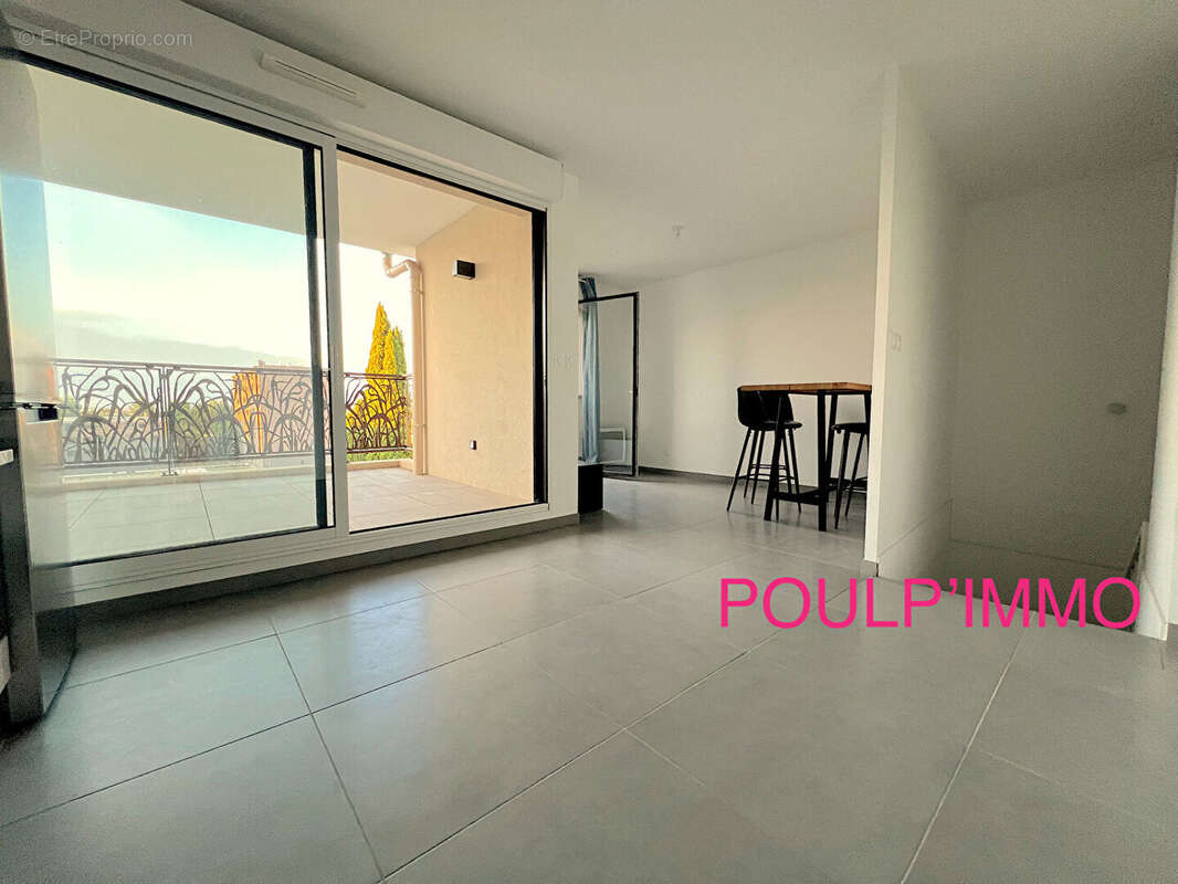 Appartement à HYERES