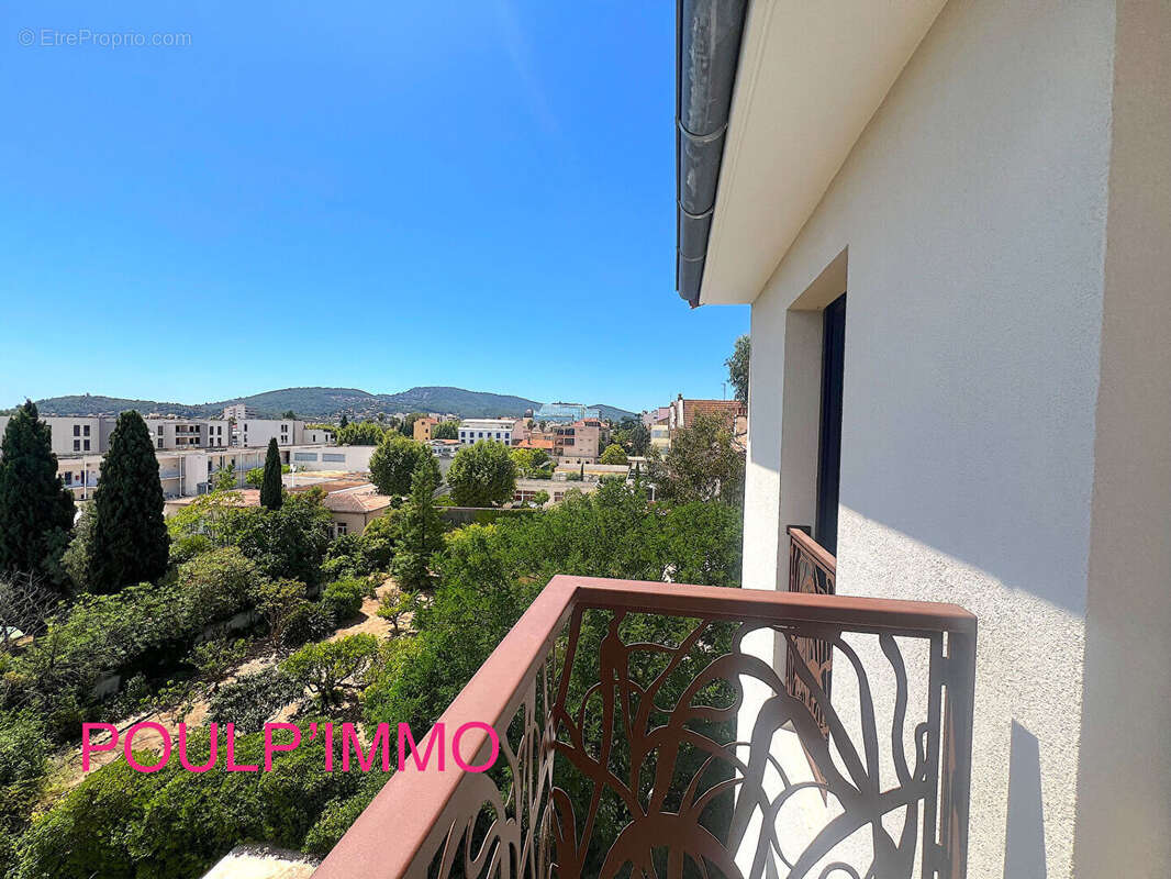 Appartement à HYERES