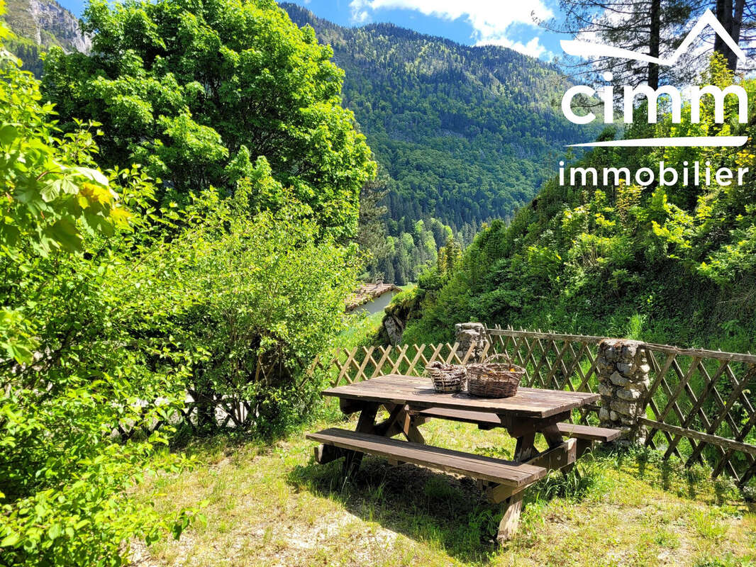 Commerce à SAINT-AGNAN-EN-VERCORS