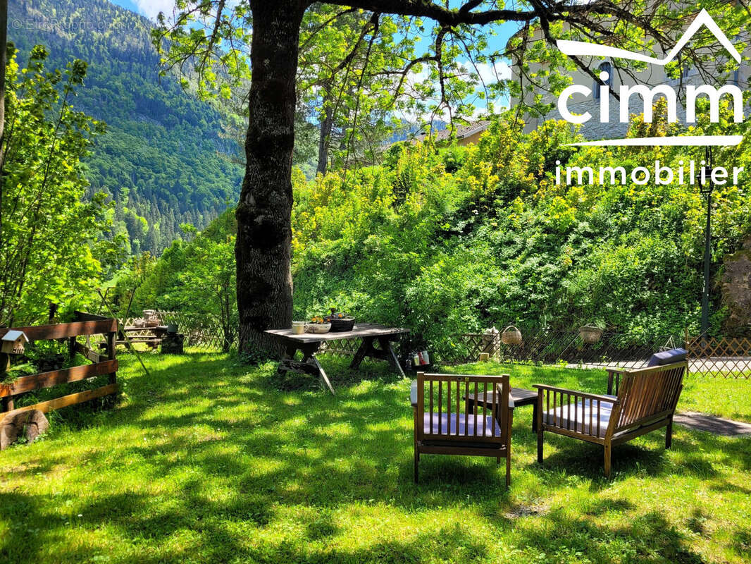 Commerce à SAINT-AGNAN-EN-VERCORS