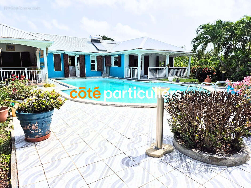 Maison à SAINT-FRANCOIS