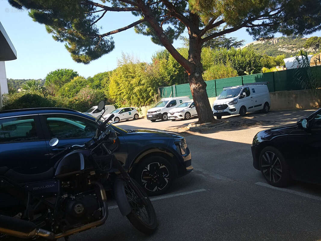 Commerce à LA SEYNE-SUR-MER