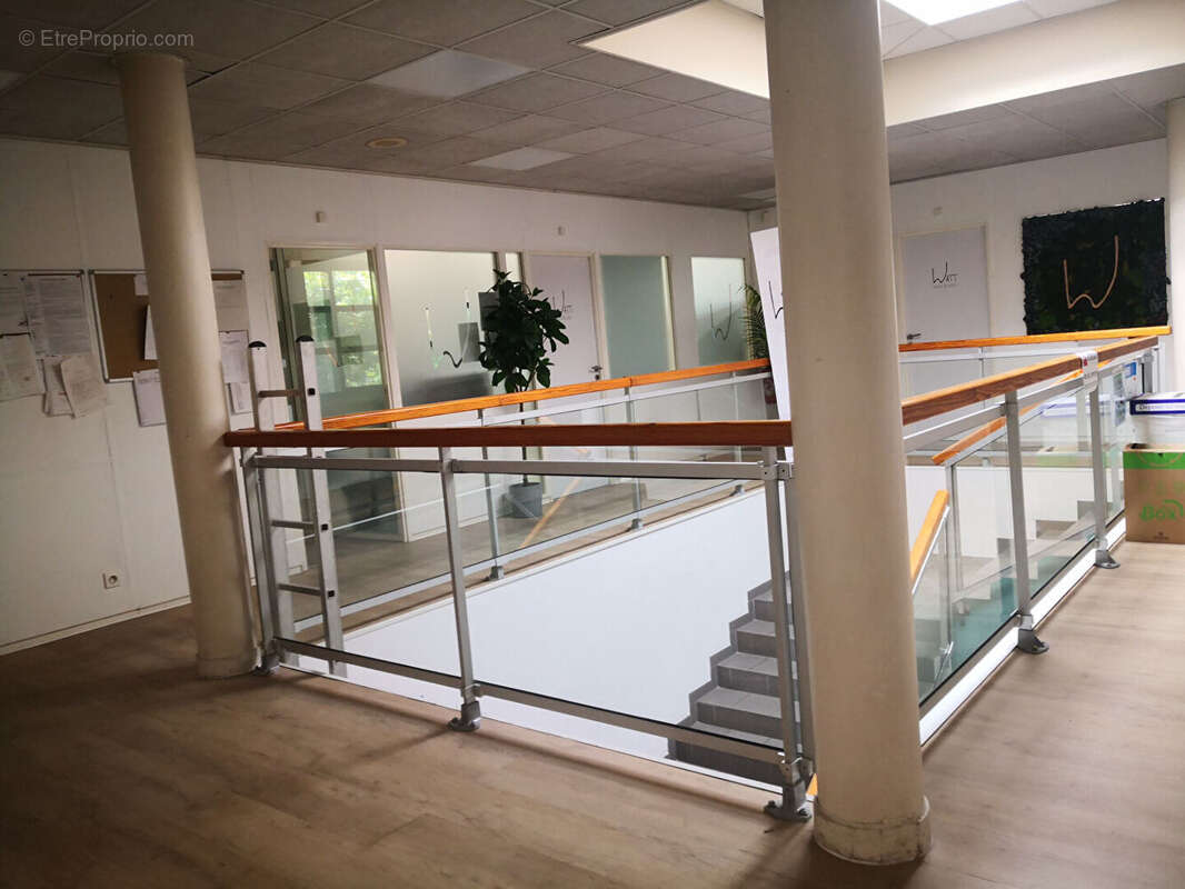 Commerce à LA SEYNE-SUR-MER