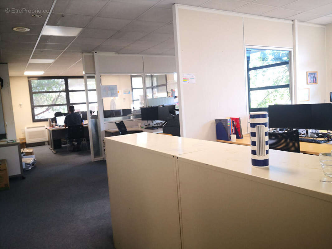 Commerce à LA SEYNE-SUR-MER