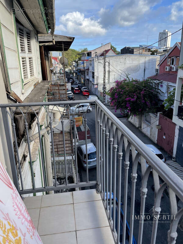 Appartement à POINTE-A-PITRE