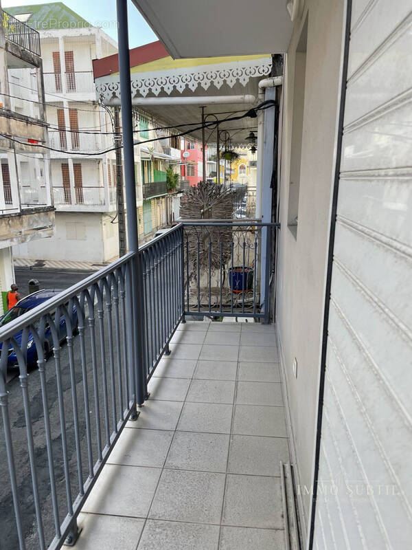 Appartement à POINTE-A-PITRE