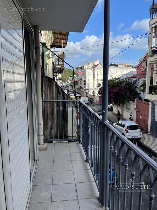 Appartement à POINTE-A-PITRE