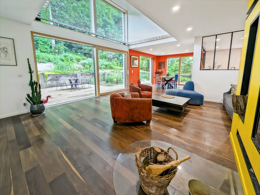 Maison à JOUY-EN-JOSAS