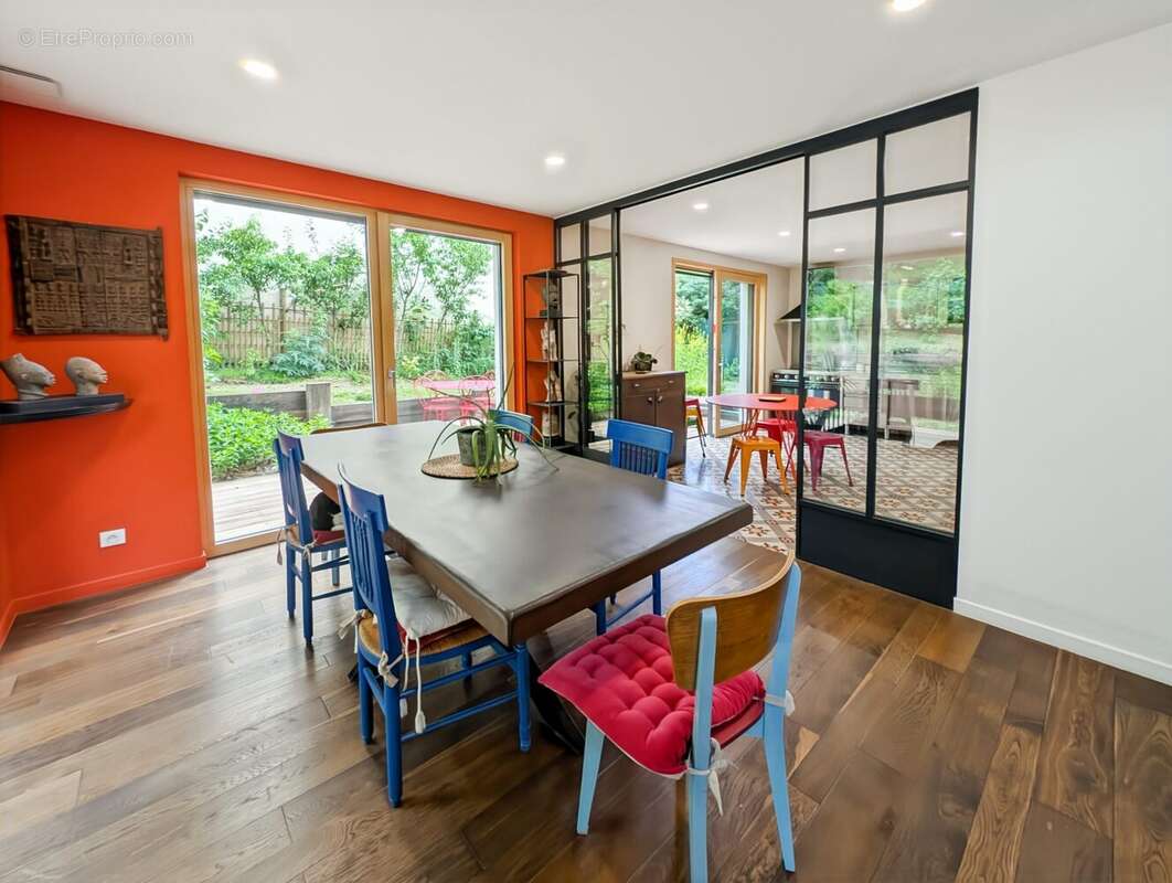 Maison à JOUY-EN-JOSAS