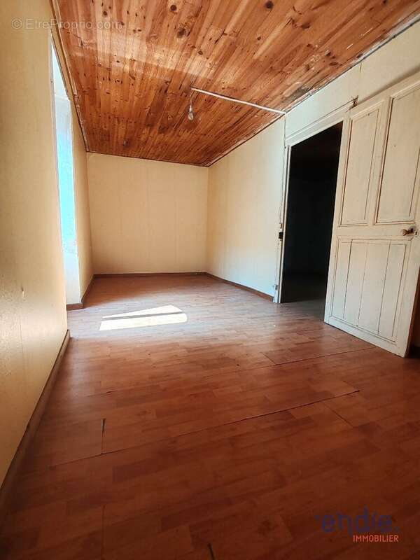 Maison à LA FERRIERE-AIROUX