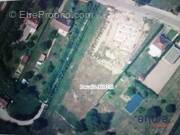 Terrain à LA GUERCHE-SUR-L'AUBOIS