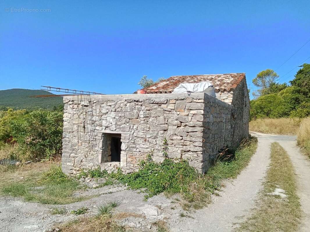 Maison à SAINT-HIPPOLYTE-DU-FORT