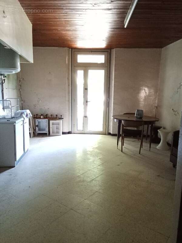 Maison à SAINT-HIPPOLYTE-DU-FORT