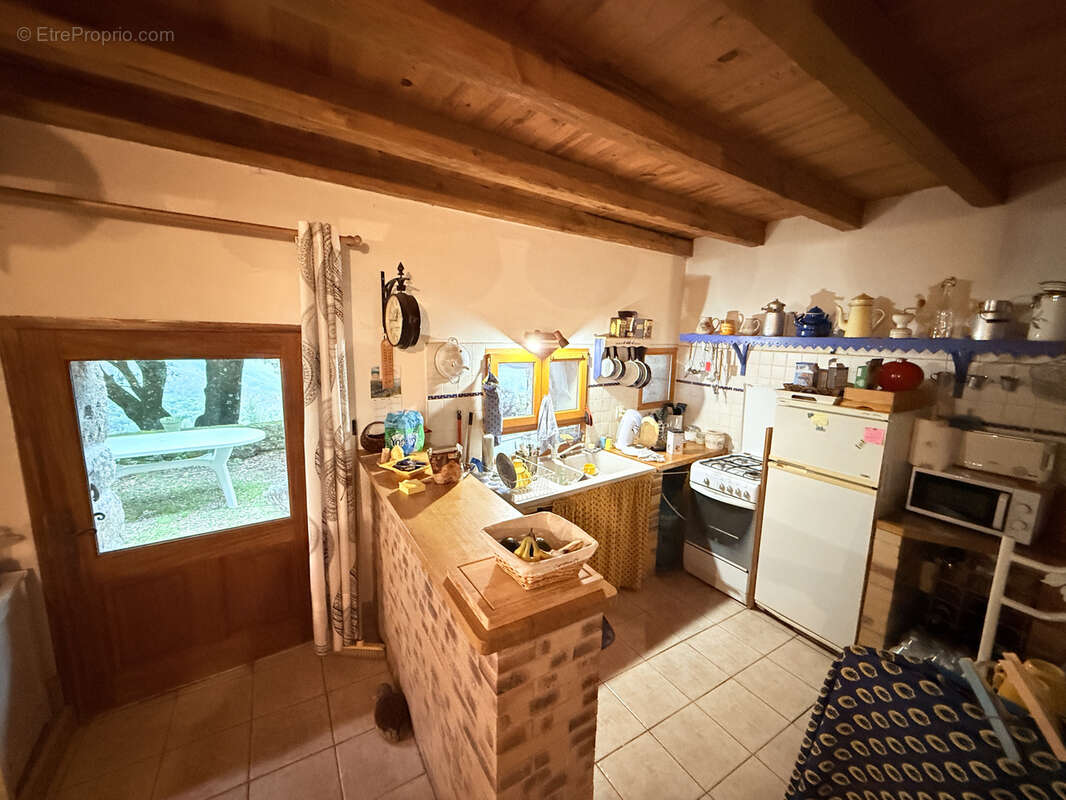 Maison à SAINT-MARTIAL