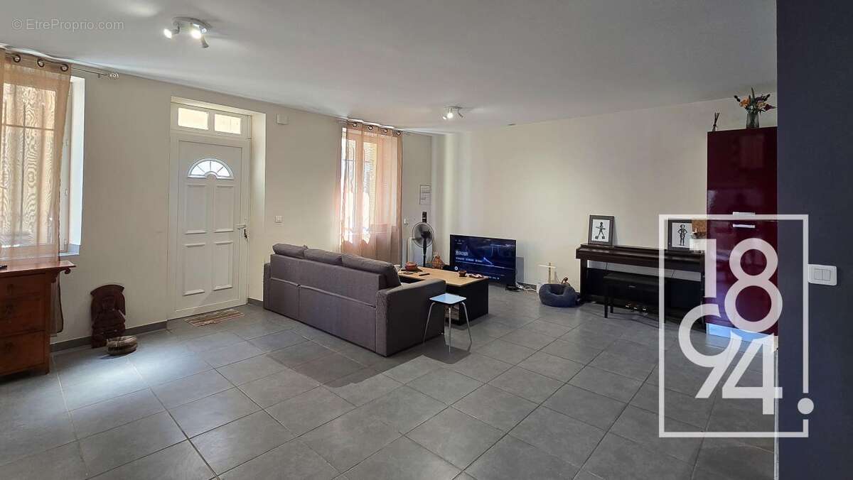 Maison à LEZIGNAN-CORBIERES