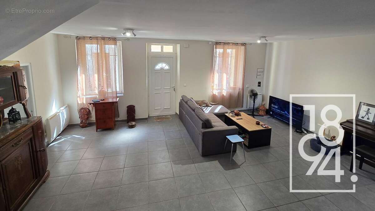 Maison à LEZIGNAN-CORBIERES