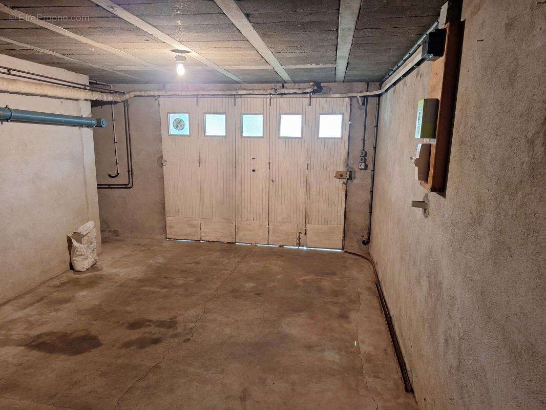 Maison à SAINT-SATUR