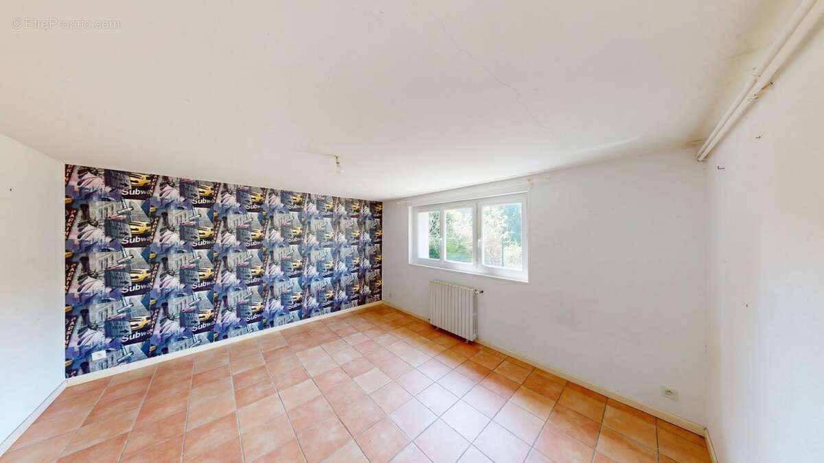 Maison à SAINT-SATUR