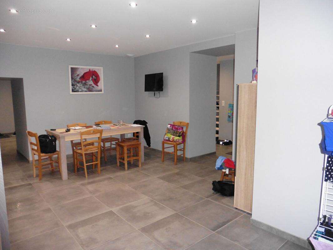 Maison à VILLERSEXEL