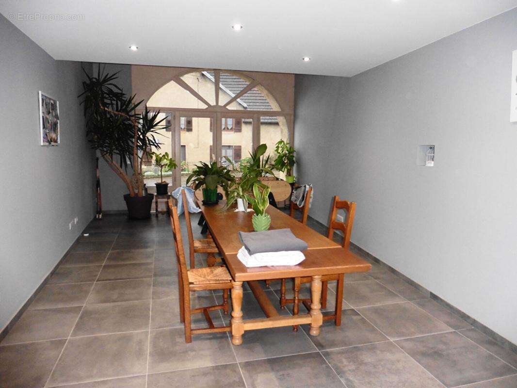 Maison à VILLERSEXEL