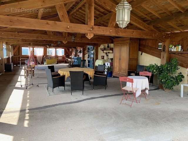 Maison à GRUN-BORDAS