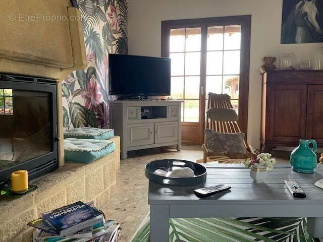 Maison à GRUN-BORDAS