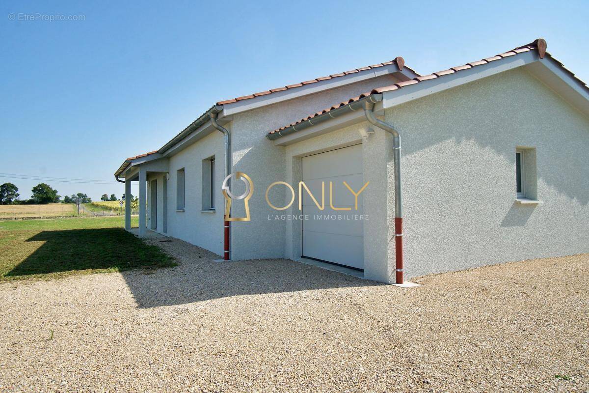 Maison à VILLENEUVE