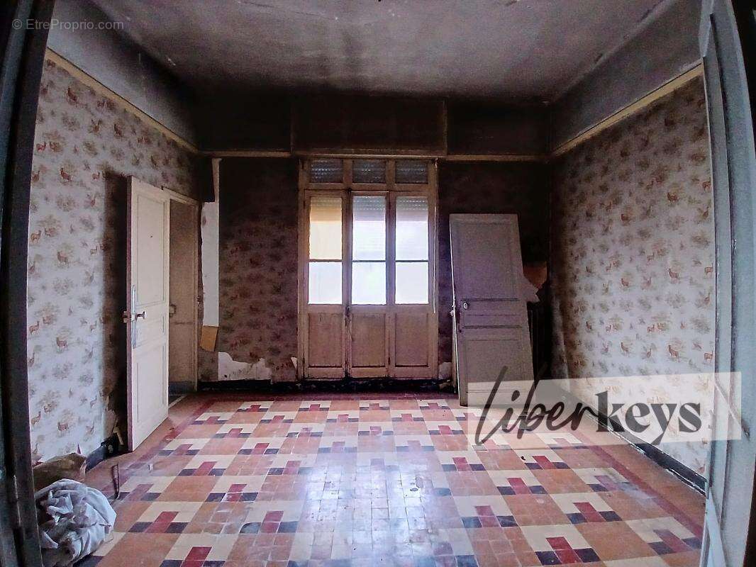 Maison à PORT-SAINT-LOUIS-DU-RHONE