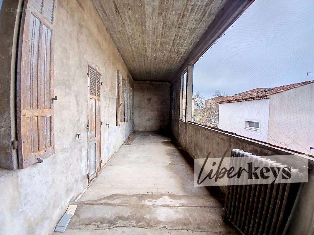 Maison à PORT-SAINT-LOUIS-DU-RHONE