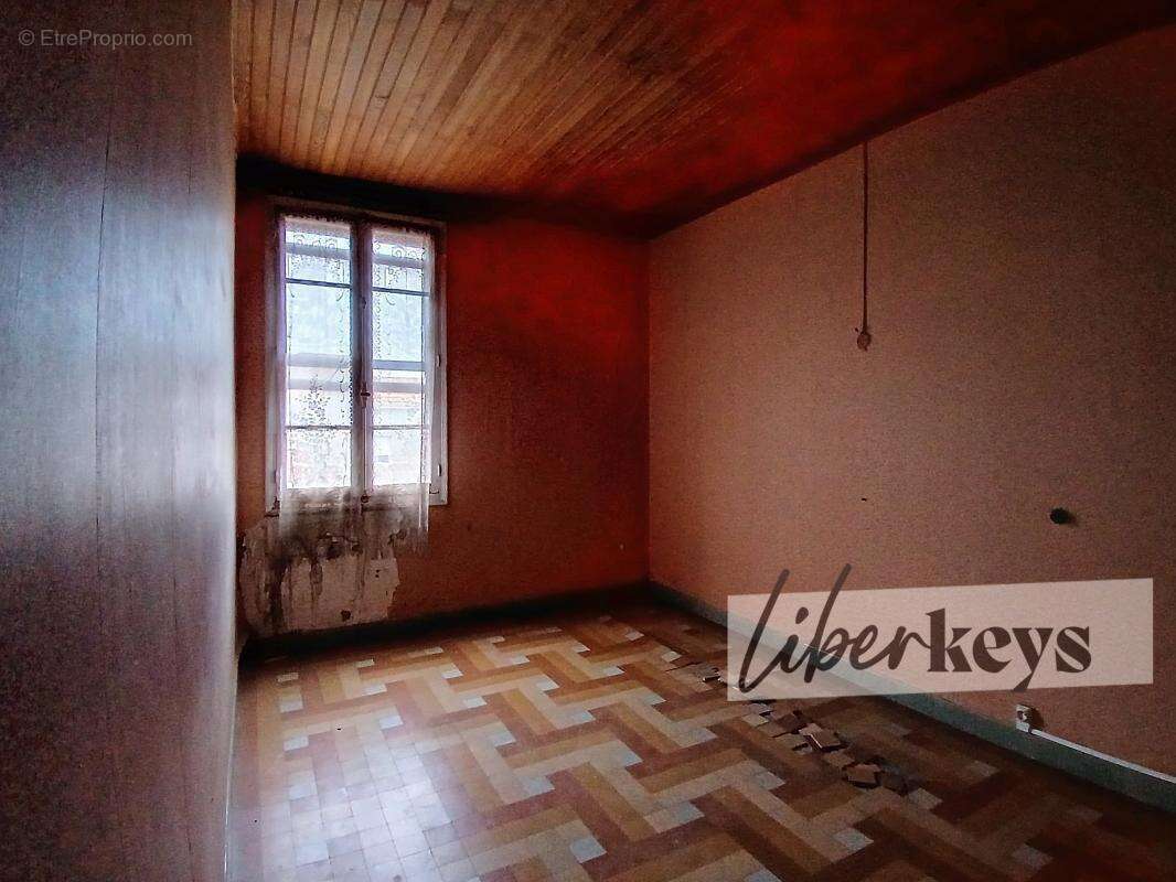 Maison à PORT-SAINT-LOUIS-DU-RHONE