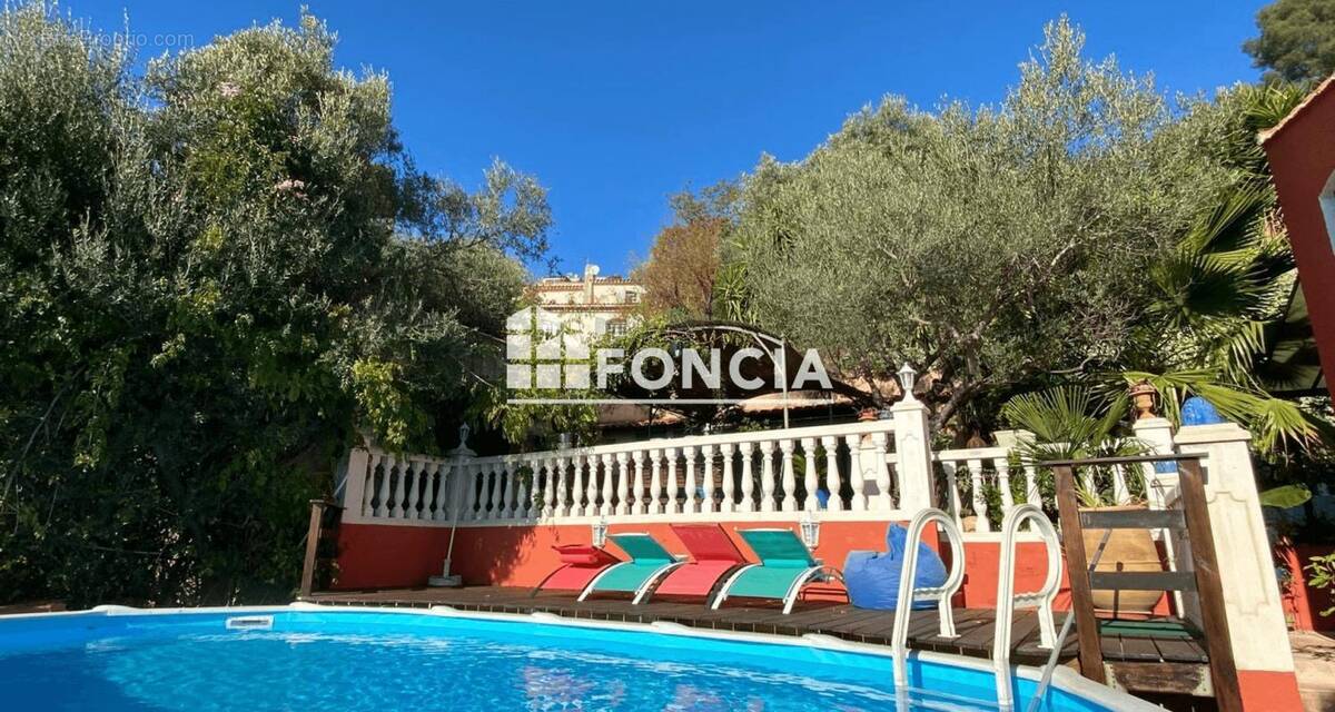 Maison à LA VALETTE-DU-VAR