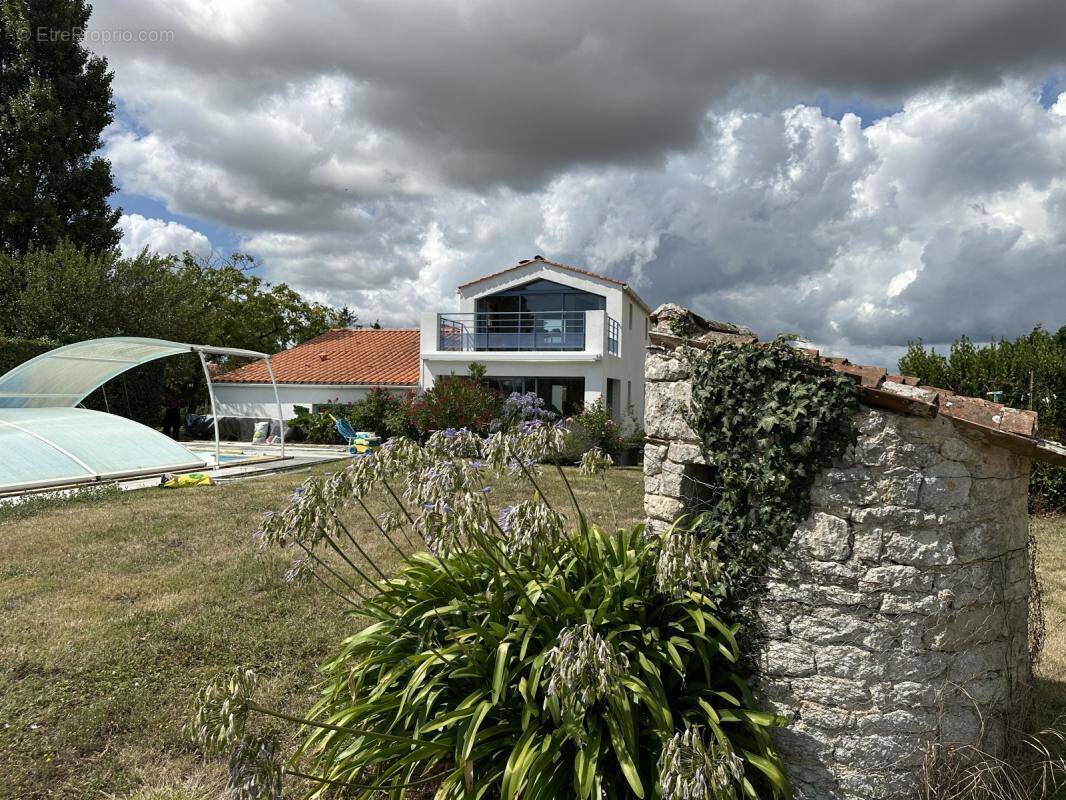 Maison à LE BERNARD