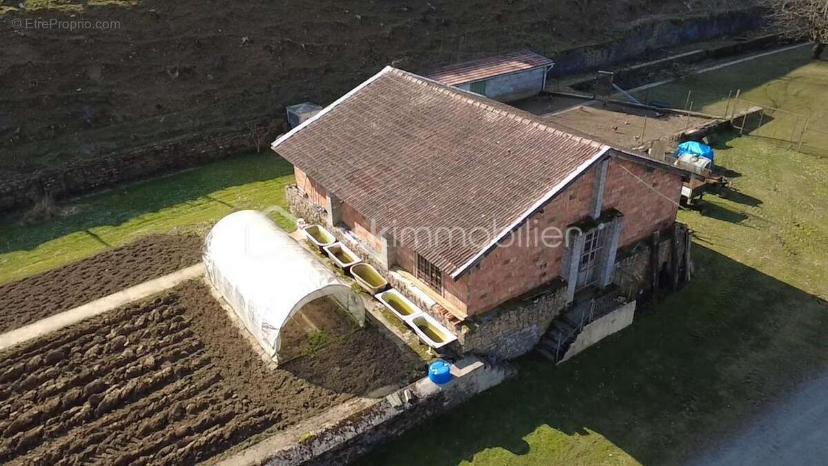 Maison à CHAUVENCY-LE-CHATEAU