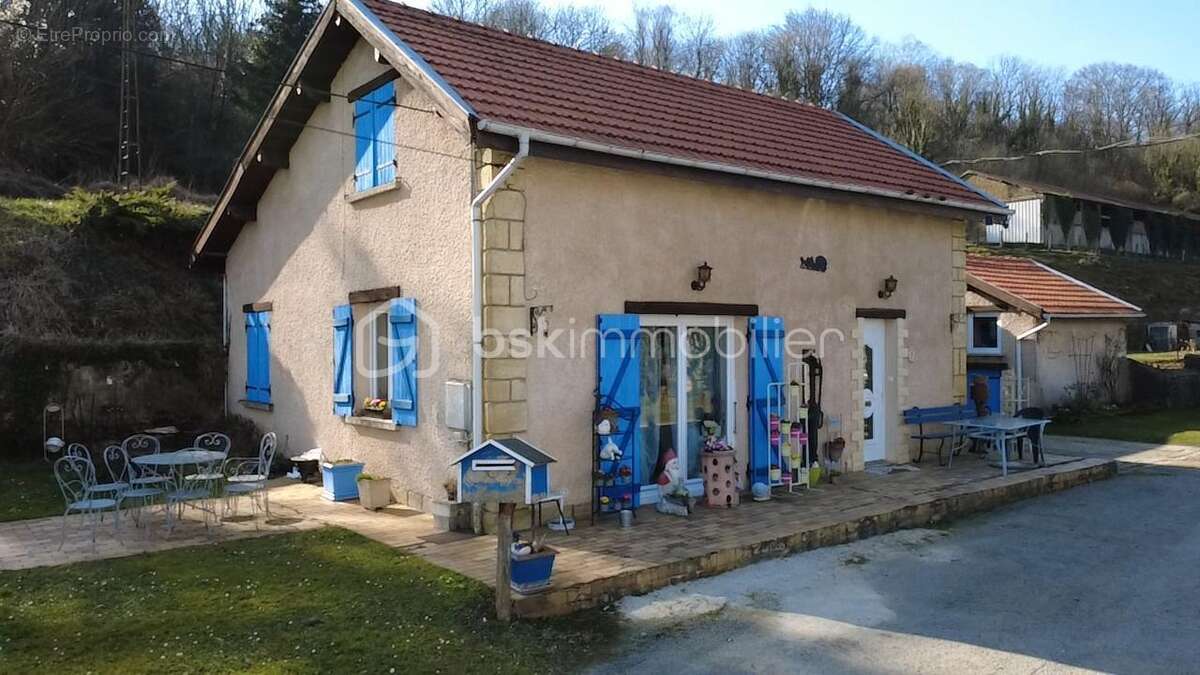 Maison à CHAUVENCY-LE-CHATEAU
