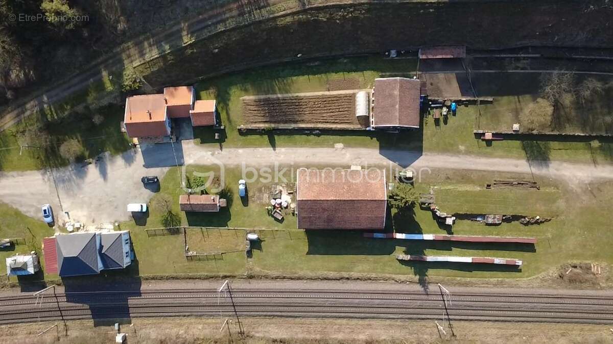 Maison à CHAUVENCY-LE-CHATEAU