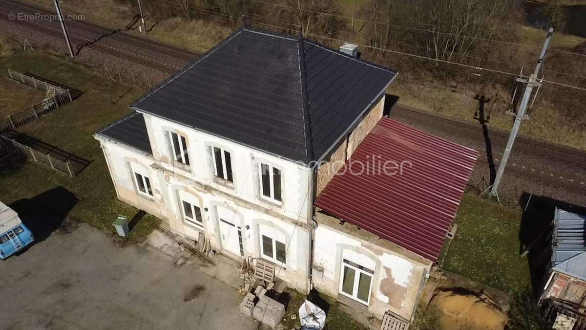 Maison à CHAUVENCY-LE-CHATEAU