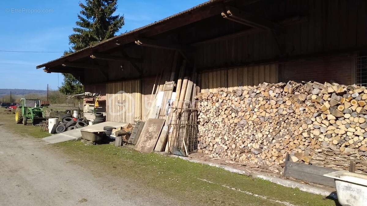 Maison à CHAUVENCY-LE-CHATEAU