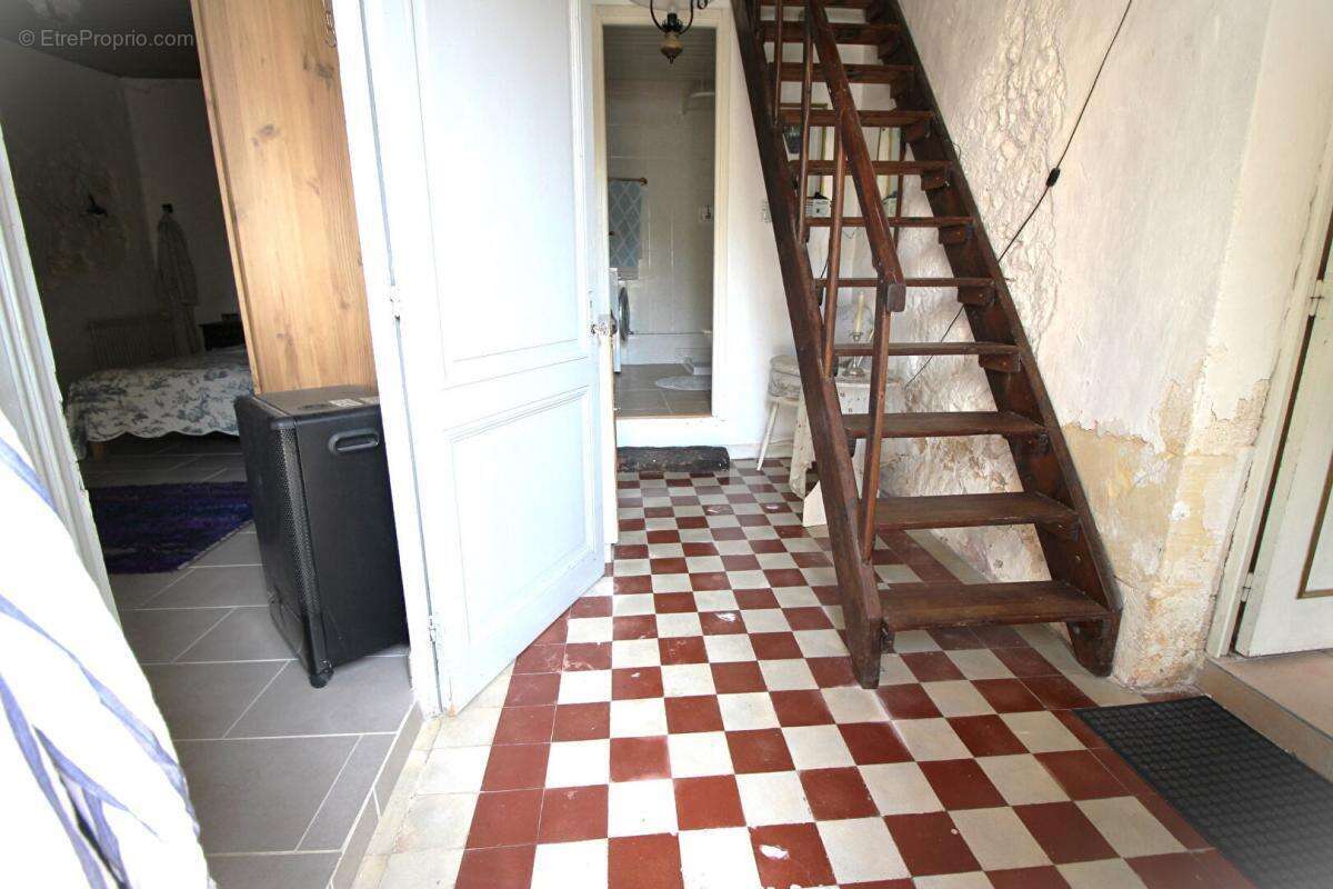 Maison à SAINT-PALAIS-DE-PHIOLIN