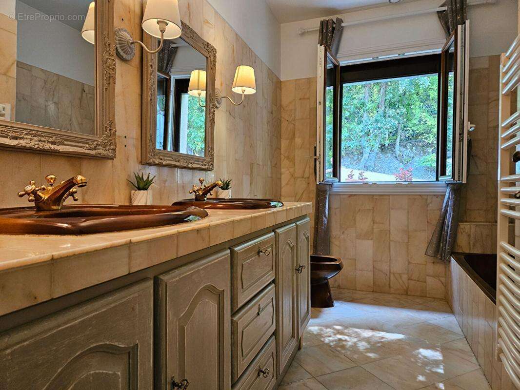 Maison à PENNE-D&#039;AGENAIS